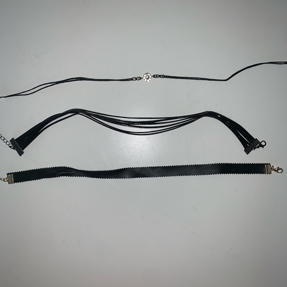 8 pack of Rue21 Chokers - Picture 6 of 8